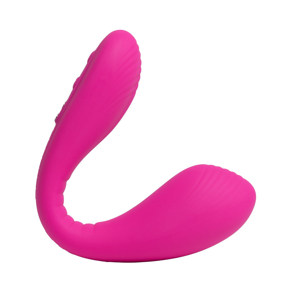 Lovense Quake Dual Stimulator Pink
