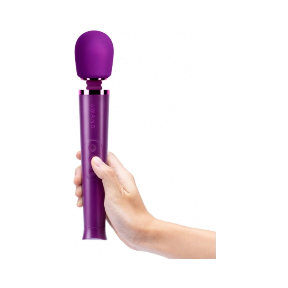 Le Wand Petite Cherry Massager