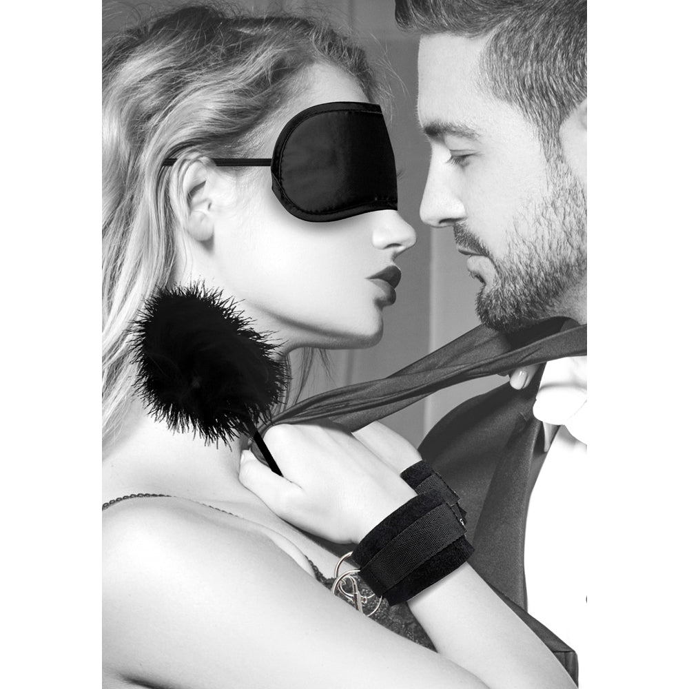 Ouch! Black & White Introductory Bondage Kit