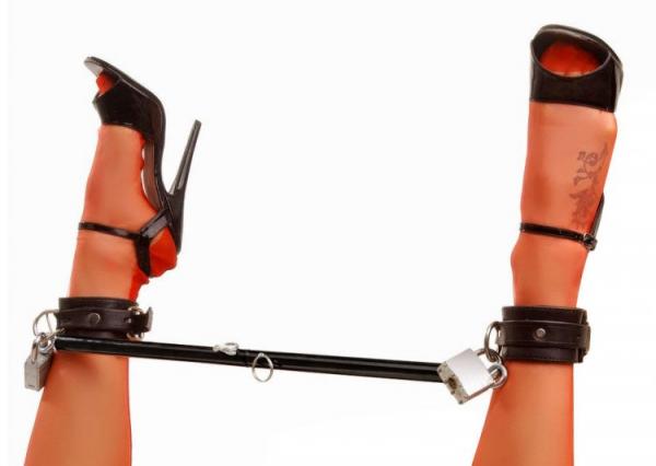 Spread Me Black Steel Spreader Bar-Master Series-Sexual Toys®